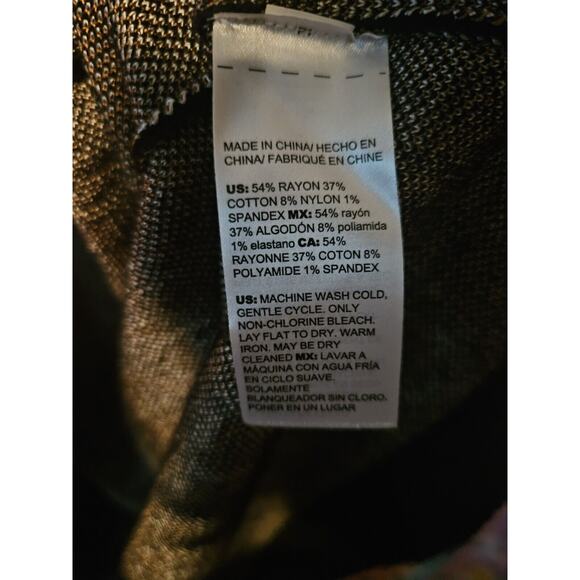 Chicos Black & Gold Chain Link 2 PC Open Sweater w/ Matching Tank Women's Large - Picture 9 of 11